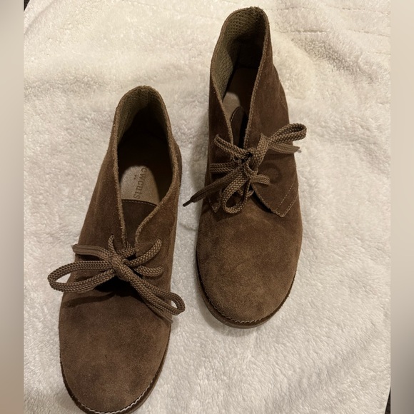 Crewcuts Boys Suede Shoes Tan. size kids 6 - Picture 3 of 4